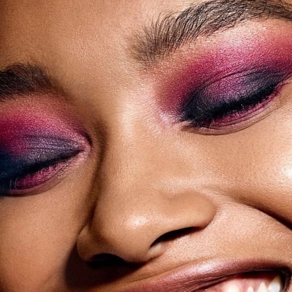 NWT Mac Eye Shadow Pallette Fashion Fanatic - Picture 7 of 9